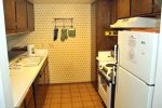 Mammoth Lakes Condo Rental Sunshine Village 159 - Fully Equipped Kitchen